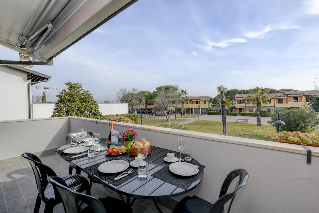 Mgh Porto Deluxe Apartment Sirmione