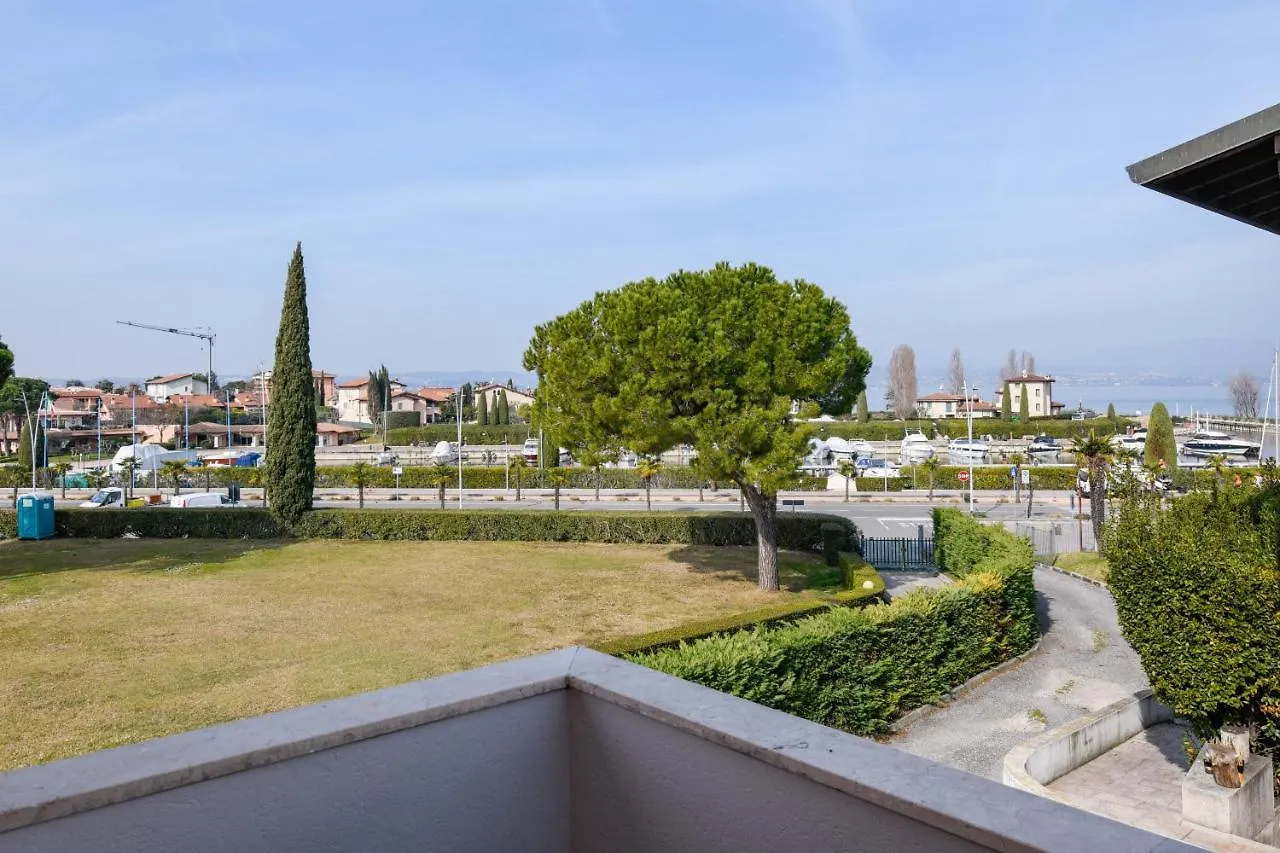Mgh Porto Deluxe Apartment Sirmione