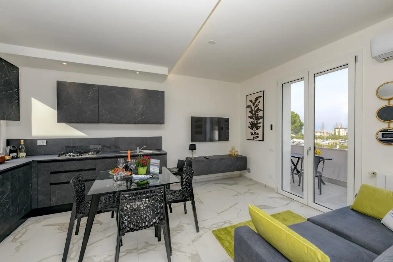 Mgh Porto Deluxe Apartment Sirmione Italien