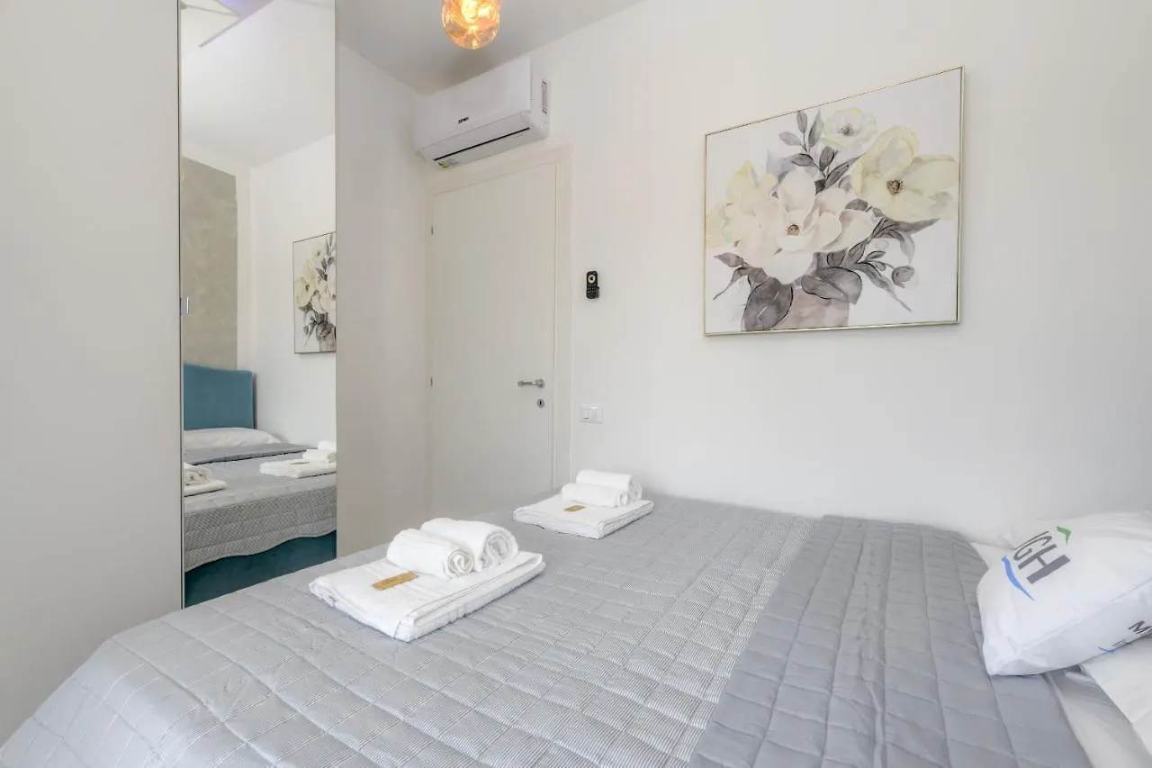 Mgh Porto Deluxe Apartment Sirmione